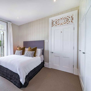 timber door,wooden door,cedar door,entry door,patio door,bifold door,sliding door,stacker door,pivot door,plank door,shiplap door,batten door