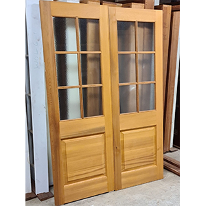 timber door,wooden door,cedar door,entry door,patio door,bifold door,sliding door,stacker door,pivot door,plank door,shiplap door,batten door