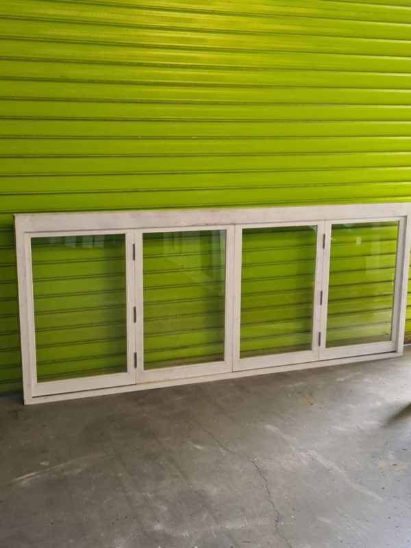 2+2 Bifold Window OPEN IN no sill