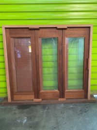3 sash vista casement window