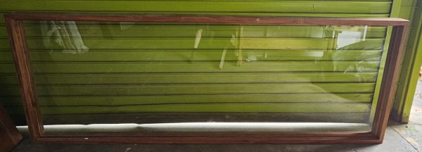 fixed glass in frame