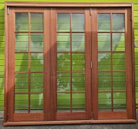 2100x2240 10 light bifold door