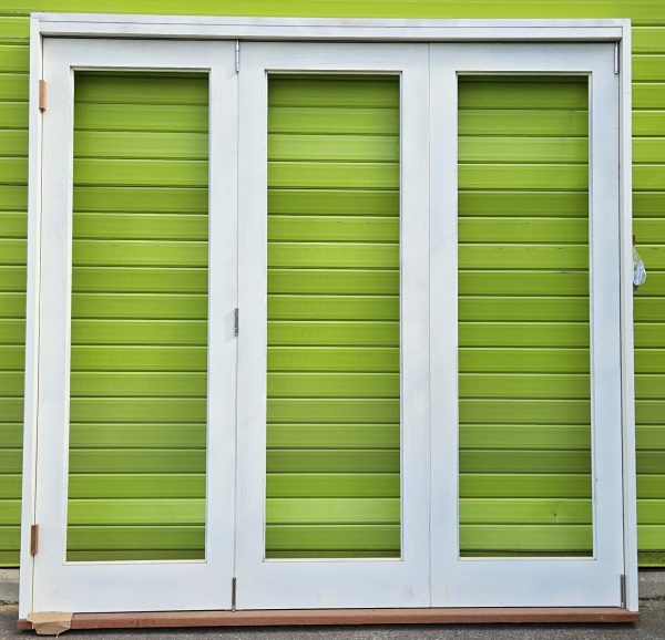 2175x2305 leadlight entry