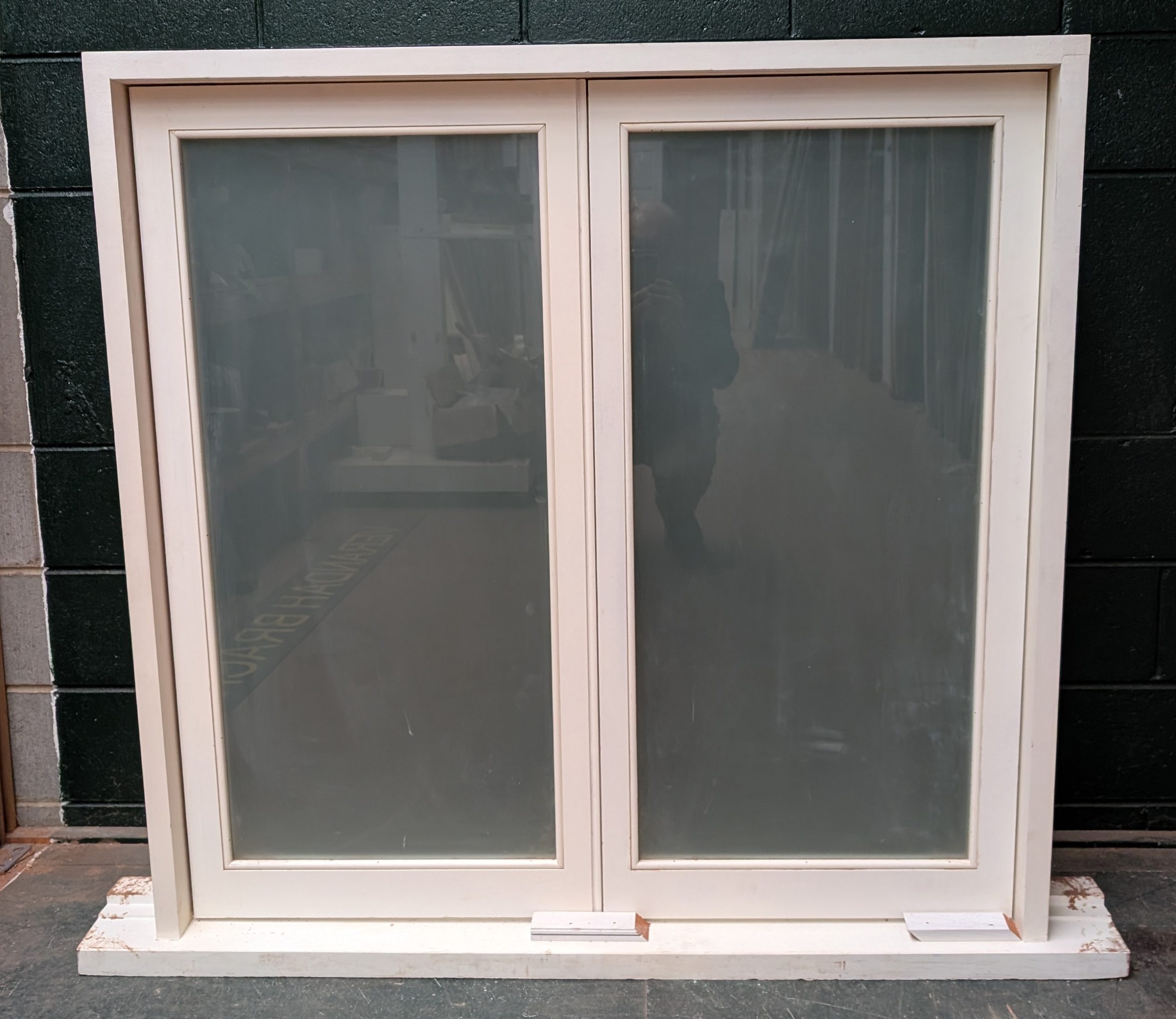 1192x1198 2 sash casement window