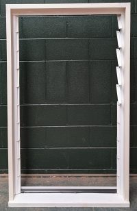 1500x900 152mm louvre window