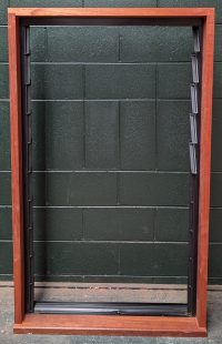 1500x900 152mm louvre window