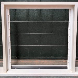 904x900 102mm louvre window