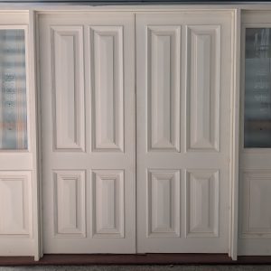 Cricket Bat - 2 door + 2 sidelights entry
