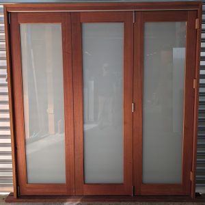 Single light 3 door bifold