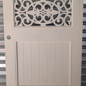 1513x1050 Traditional gate with fretwork top
