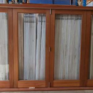 Single light: 4 doors bifold